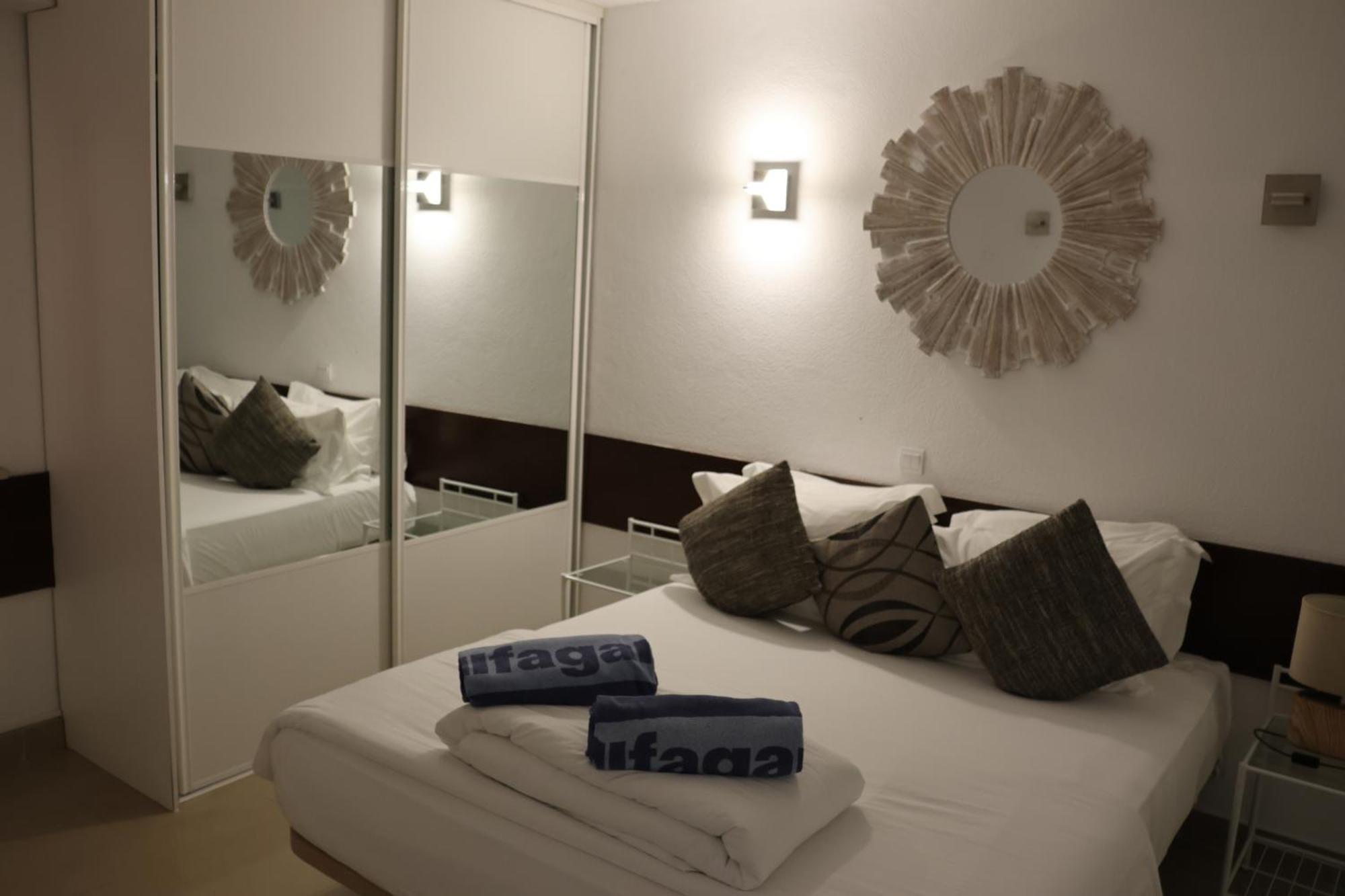 Beachfront Dos Aveiros Apartment Albufeira