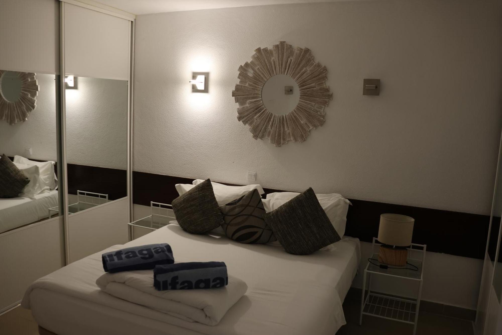 Beachfront Dos Aveiros * Albufeira