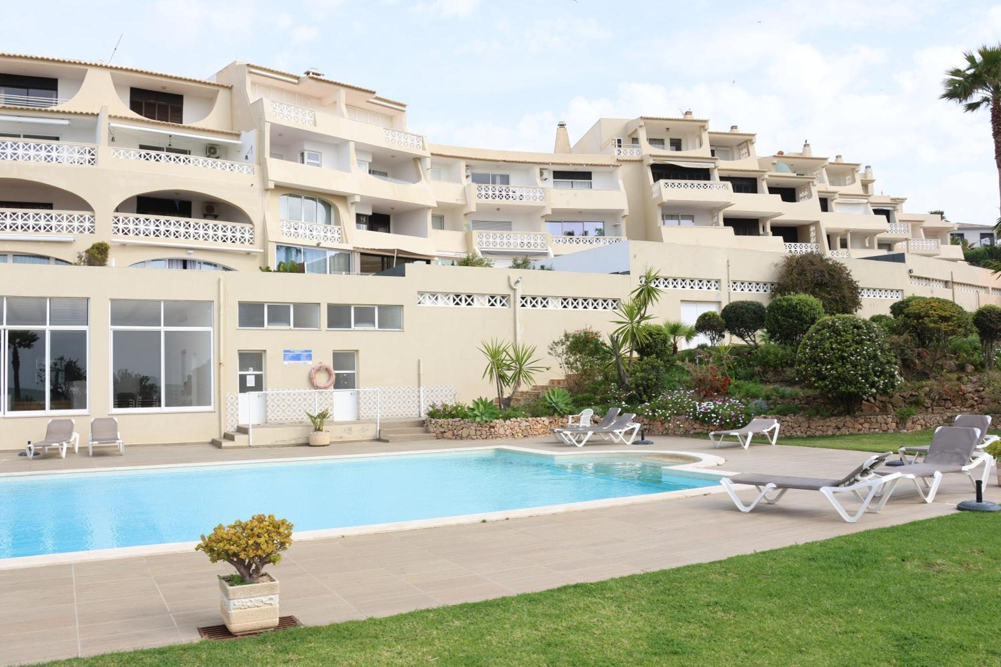 Beachfront Dos Aveiros